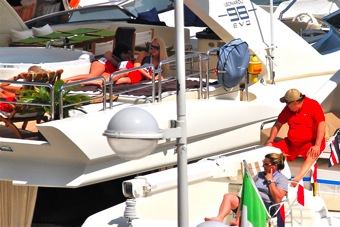 Rich boat owner gets an apetite