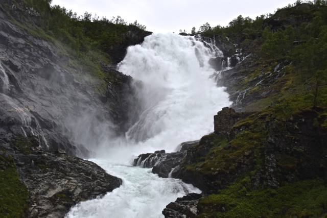 Flam Waterfall 1