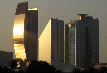 dxb061