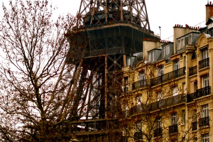 eiffel-twr-jan-2010